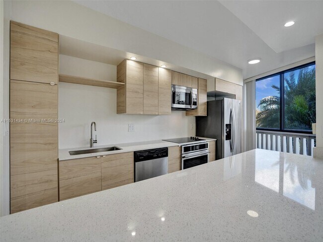 Foto del edificio - 1000 W Island Blvd