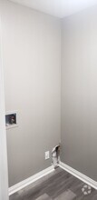 Building Photo - 1804 Kraig Dr
