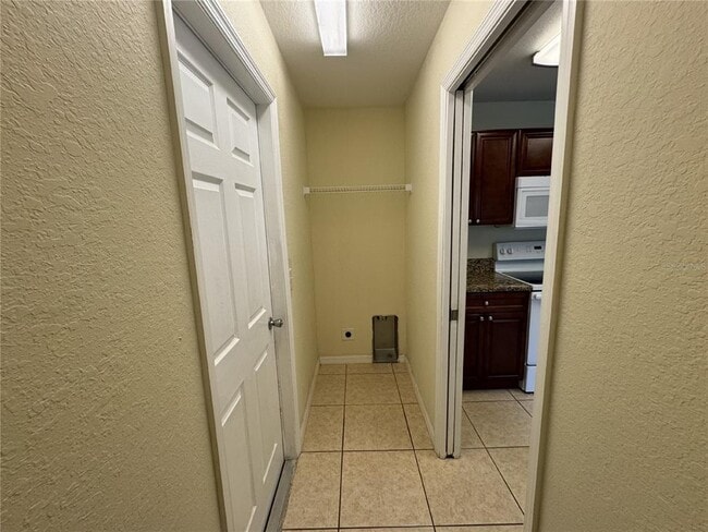 Building Photo - 972 Lake Lure Loop E