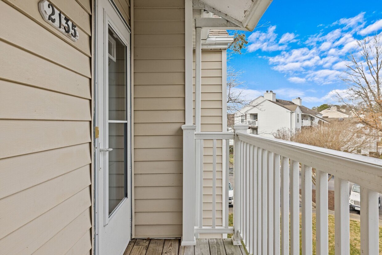 Foto principal - Beautiful condo in Great Neck Landing