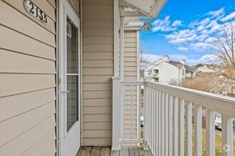 Building Photo - 2135 Retreat Ct