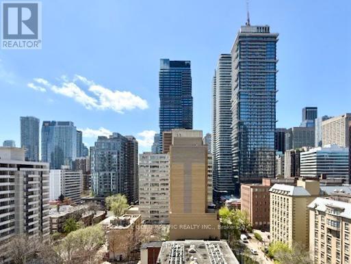 Photo du bâtiment - 101-1101 Charles St E