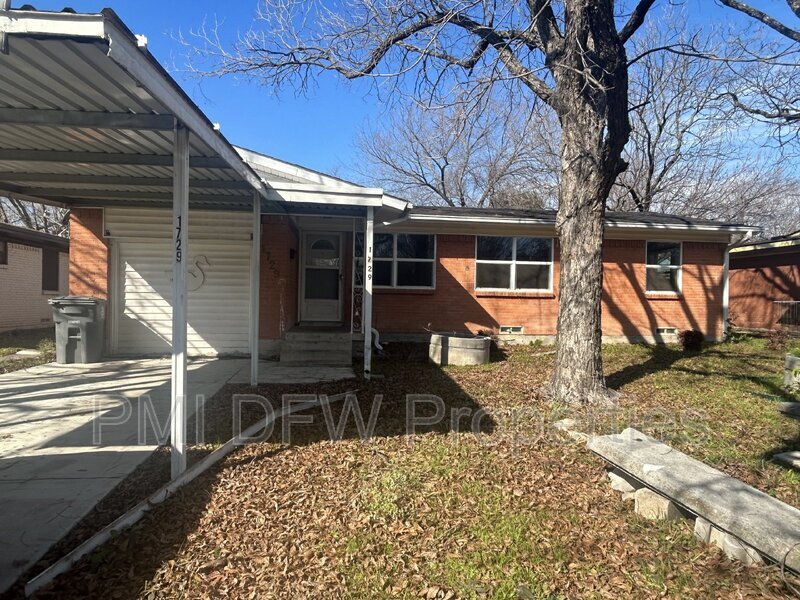 Primary Photo - 1729 Longview St