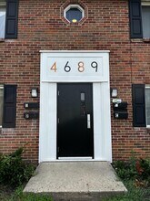 Building Photo - 4689 Hilton Ave
