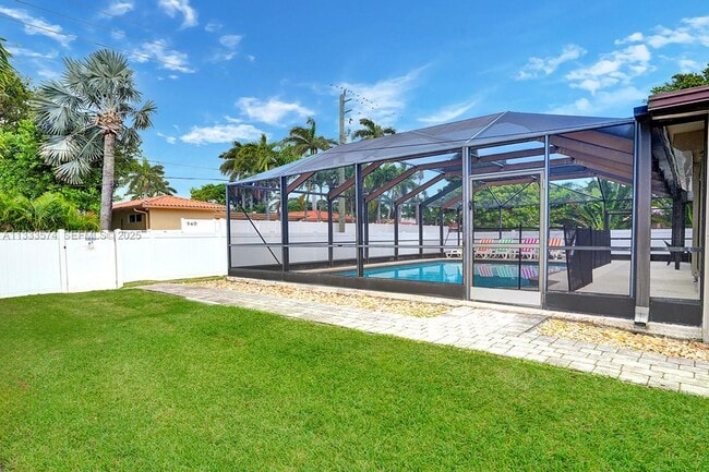 Foto del edificio - 947 Washington St