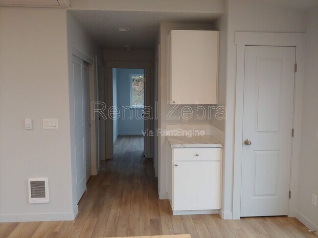 Foto del edificio - 2044 NW 11th St