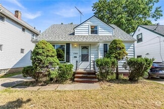 Building Photo - 17801 Grovewood Ave