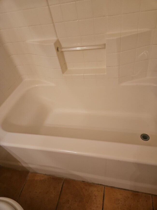 Foto del edificio - 3378 Iroquois Dr