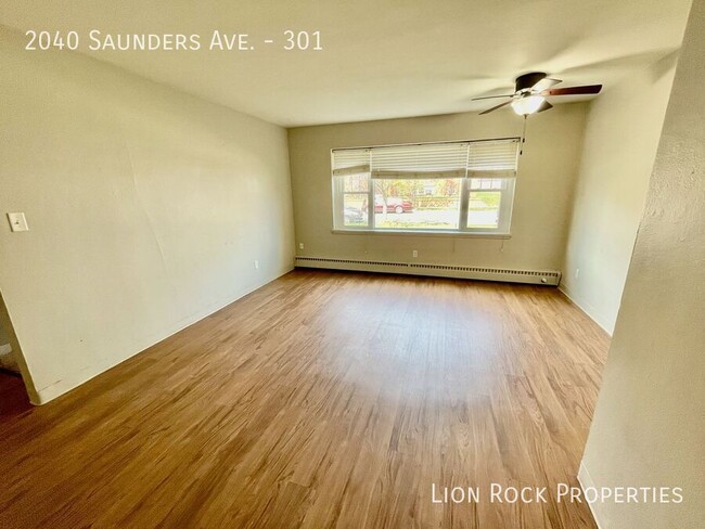 Foto del edificio - 2040 W Saunders Ave