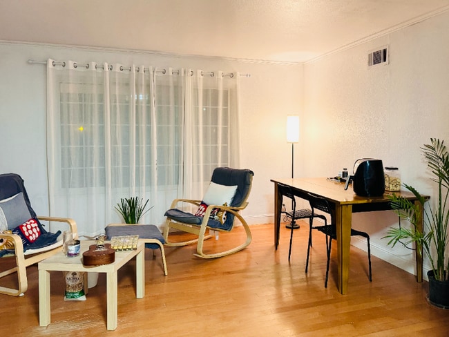 Foto del edificio - 209 Grant Ct