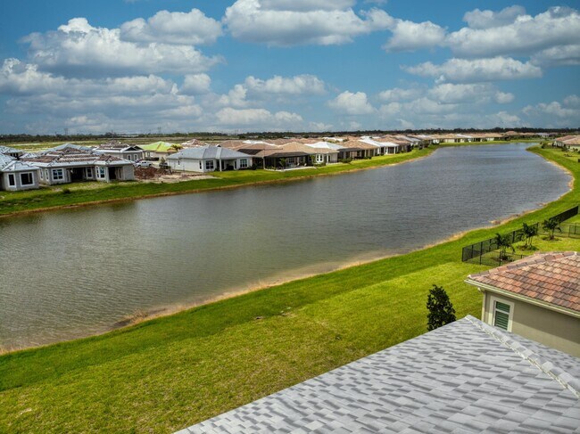 Foto del edificio - 8882 SW Montova Way