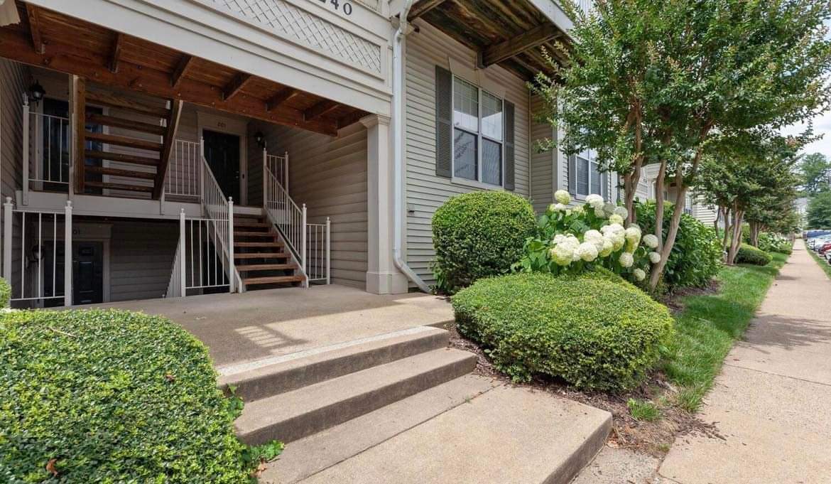 9240 Cardinal Forest Ln Unit 101, Lorton, VA 22079 Condo for Rent in