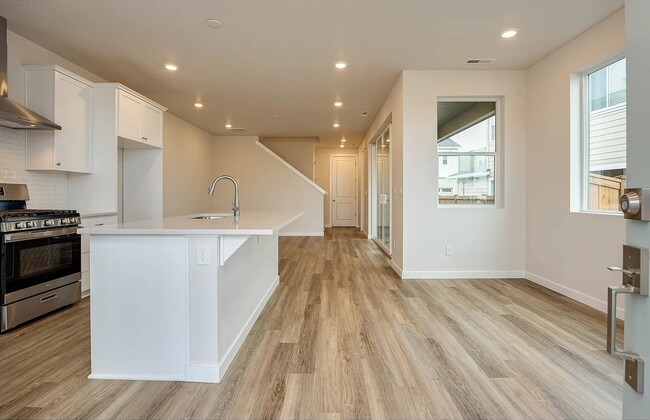Foto del edificio - 8266 SE Blanton St