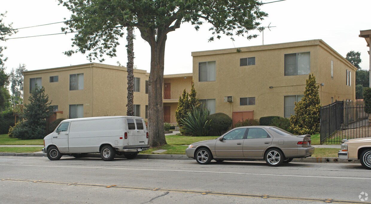 Primary Photo - Northwest Manor II
