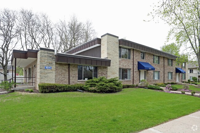 Foto del edificio - Lake Point Terrace