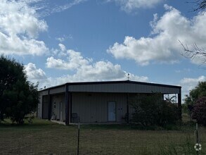 Building Photo - 1490 School Dr