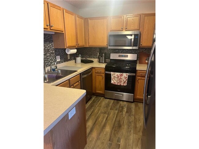 Foto del edificio - 1585 Serenity Ln