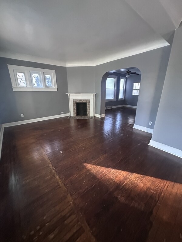 3816 Archwood Ave Cleveland, OH 44109 – photo 2