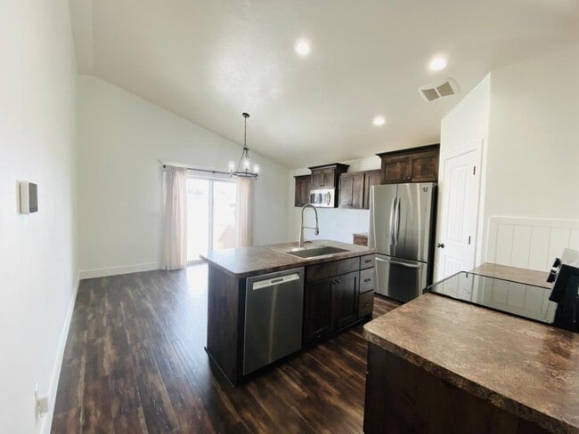 Building Photo - 3142 Quaky Aspen Dr