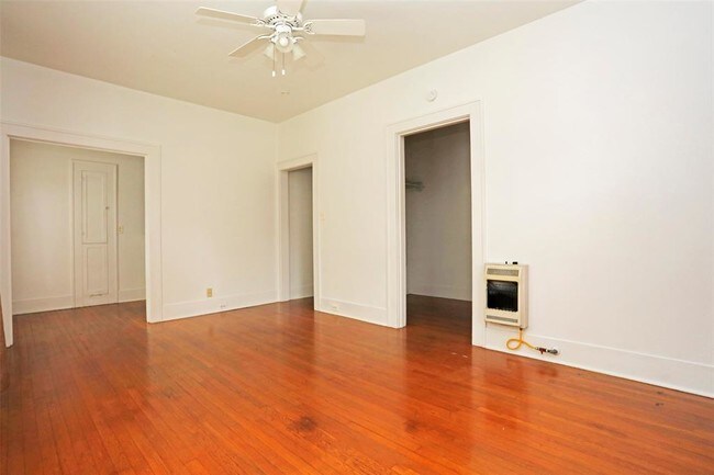 Building Photo - 4108 Caroline St