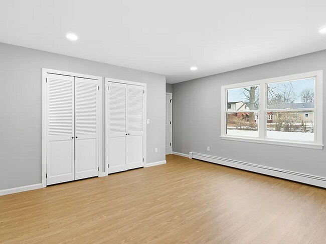 Building Photo - 38 Dalton Pl