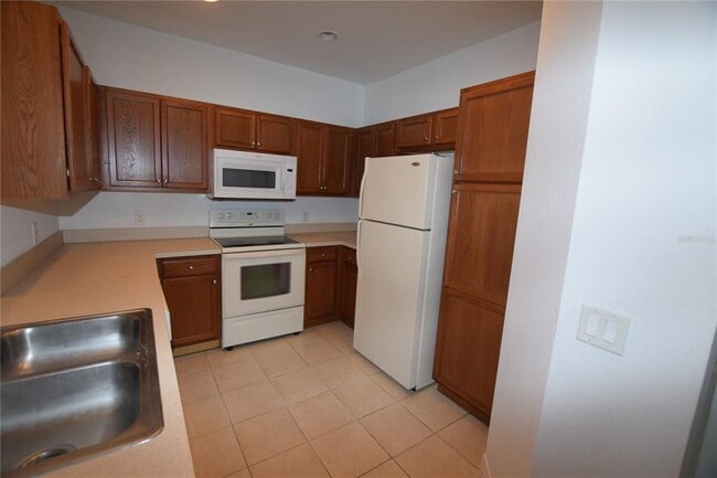 Building Photo - 2604 Grand Central Pkwy