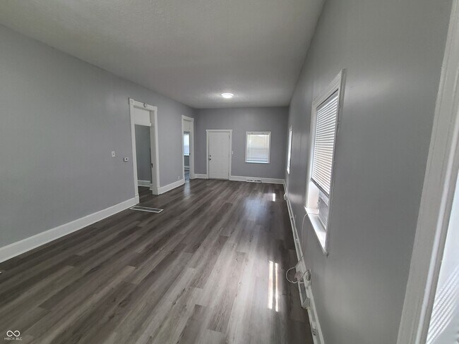 Building Photo - 972 N Belleview Pl