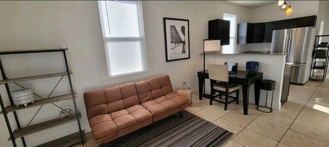 Photo - 2514 S Derbigny St House