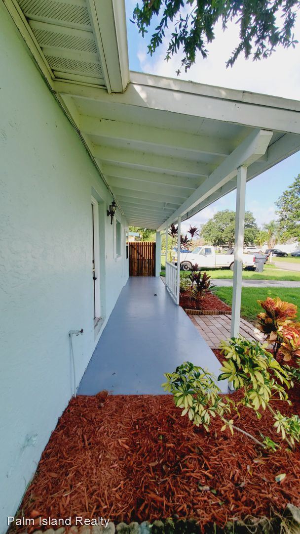 Building Photo - 3 br, 1 bath House - 6013 Francis Dr