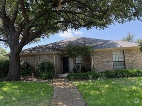 Building Photo - 7314 Highland Glen Trail