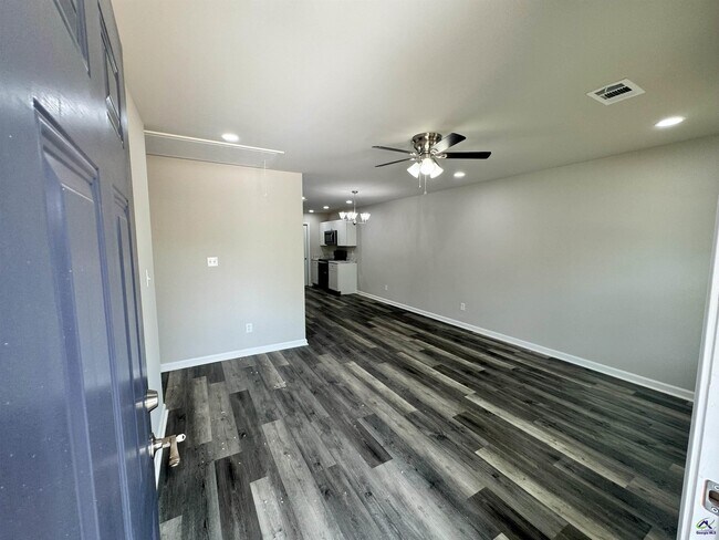 Foto del edificio - 507 Young Ave
