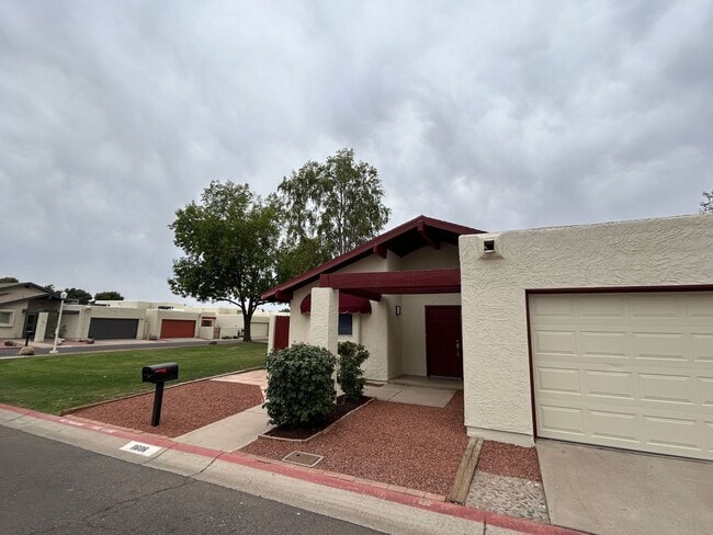 Photo - 11606 N 30th Ave House