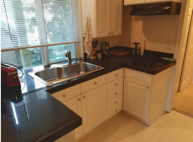 Building Photo - 13158 Sunset Ln