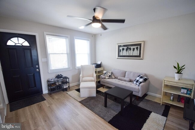Building Photo - 1629 Searles Rd
