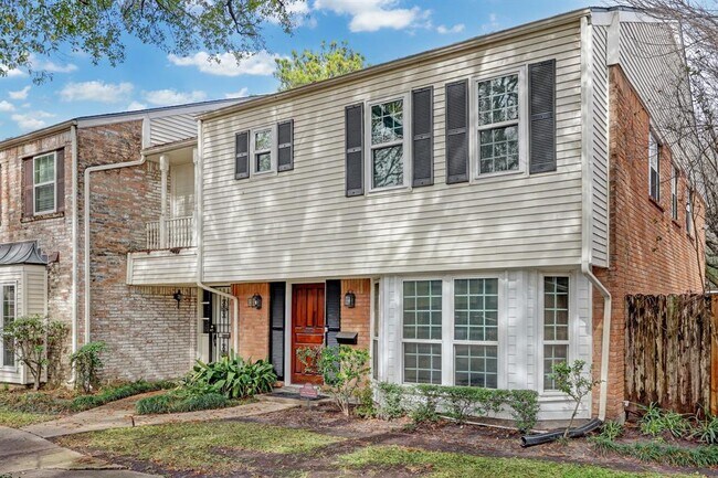 Foto del edificio - 12921 Trail Hollow Dr