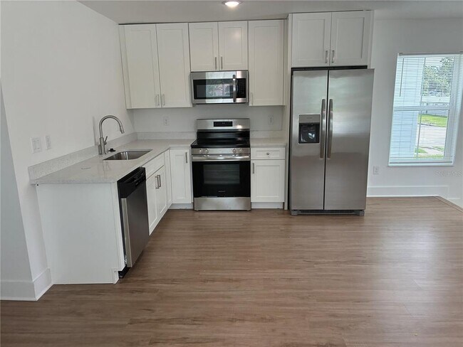 Foto del edificio - 5051 43rd St S