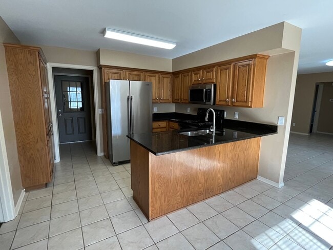 Foto del edificio - 103 Heather Ln