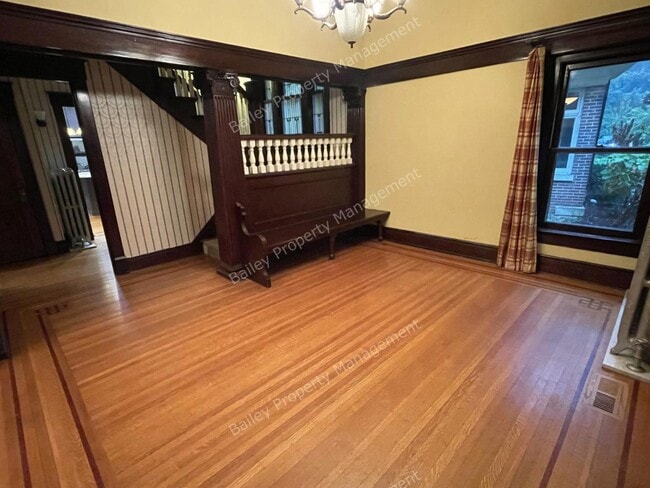 Photo - 1458 Cherokee Rd House