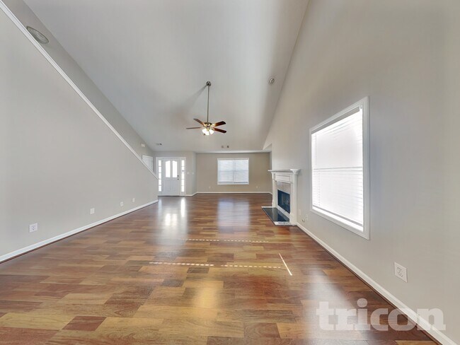 Foto del edificio - 341 Chase Marion Way