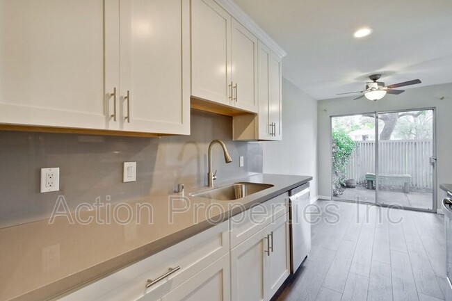 Building Photo - 255 S Rengstorff Ave