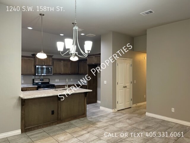 Foto del edificio - 1240 SW 158th St