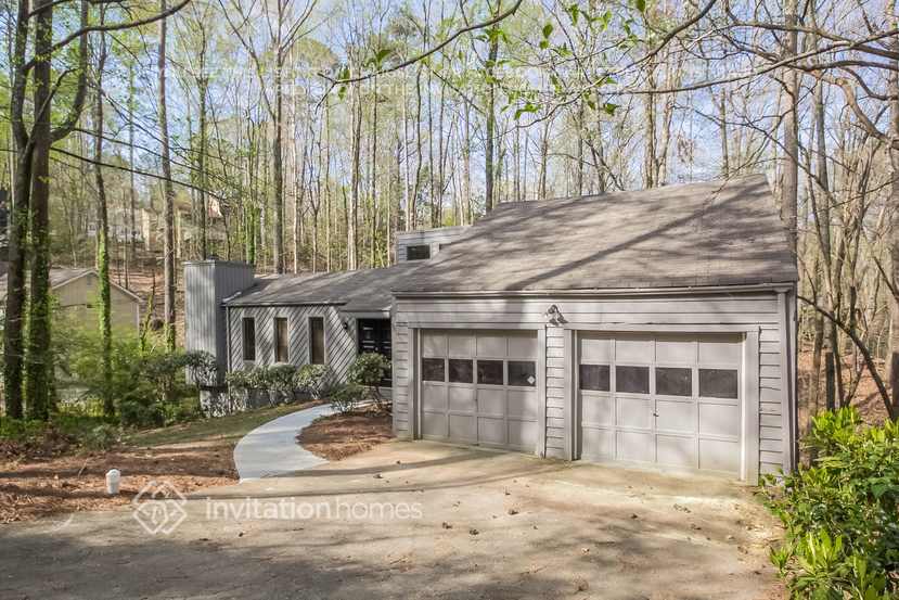 Foto del edificio - 3895 Rock Mill Pkwy