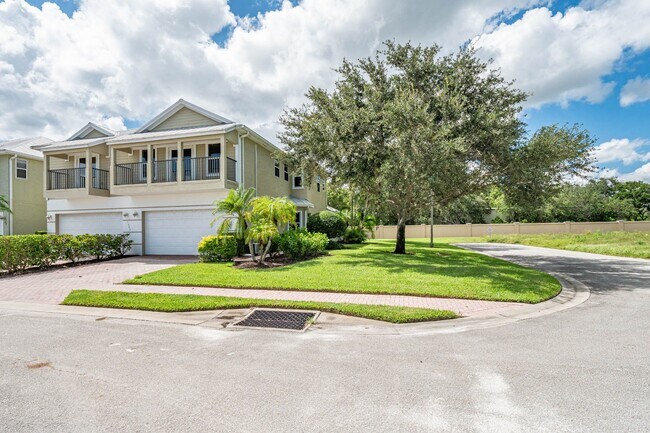 Foto del edificio - 1965 Bridgepointe Cir
