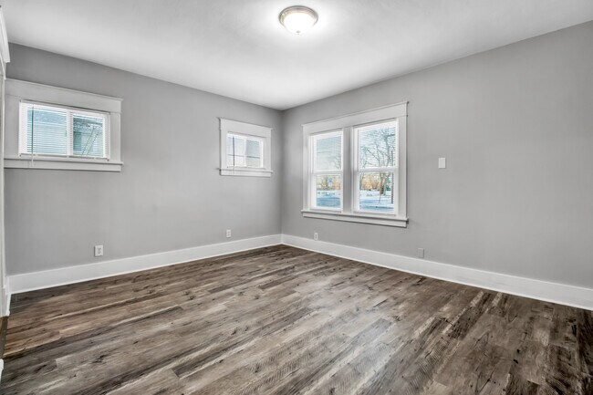 Foto del edificio - 1697 Seneca St