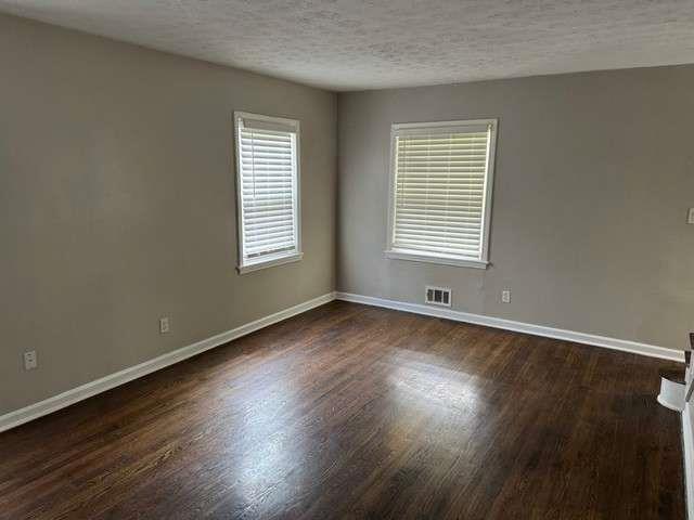 Foto del edificio - 1307 Lorenzo Dr SW