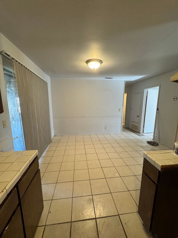 Foto del edificio - 9131 Port Hudson Dr