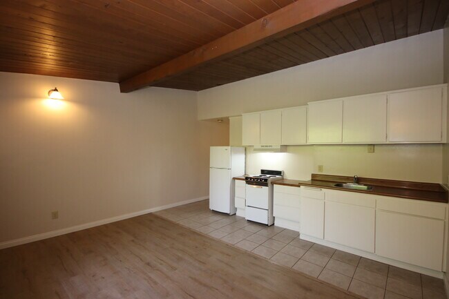 Foto del edificio - 222 S Oak Knoll Ave