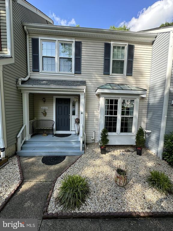 Primary Photo - 8102 Clifforest Dr