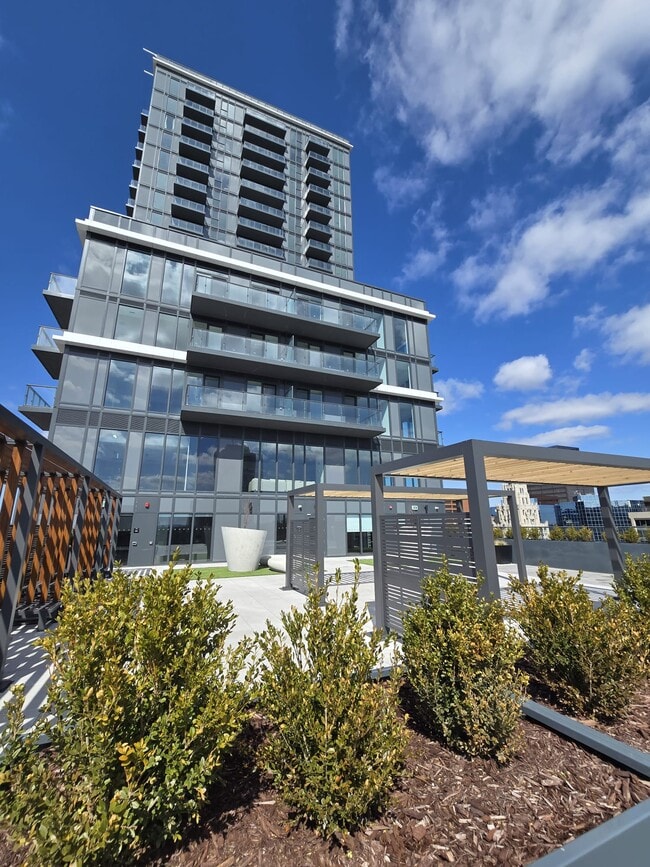 Building Photo - 75 James Mountain Rd