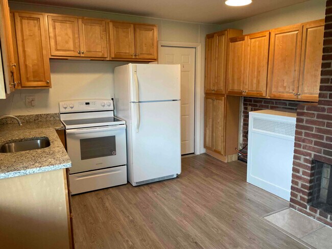 Building Photo - 58 Daffodil Ln